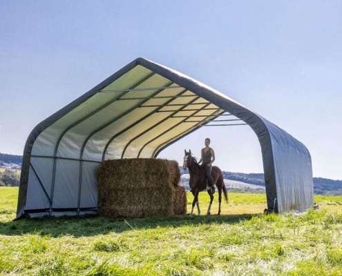 Heavy duty livestock tarps for cattle shelter UV resistant tarps for animal protection