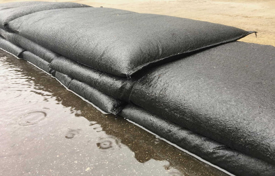 Sandless Sandbags Quick Dam Flood Bag SAP Flood SandBag