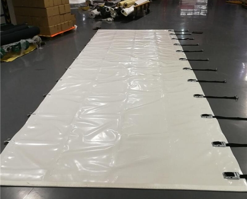 trailer side curtain